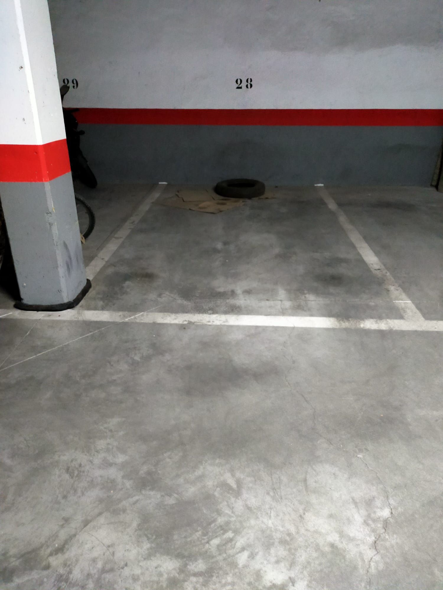 Parking space in Calle de Antonio López, Usera, Madrid — photo 3