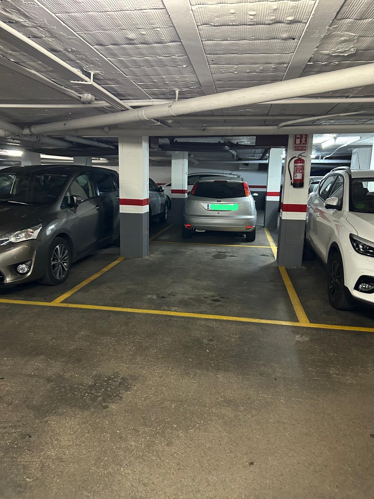 Plaza de garaje en Carrer de la Igualtat, 33, L'Hospitalet de Llobregat — foto 1