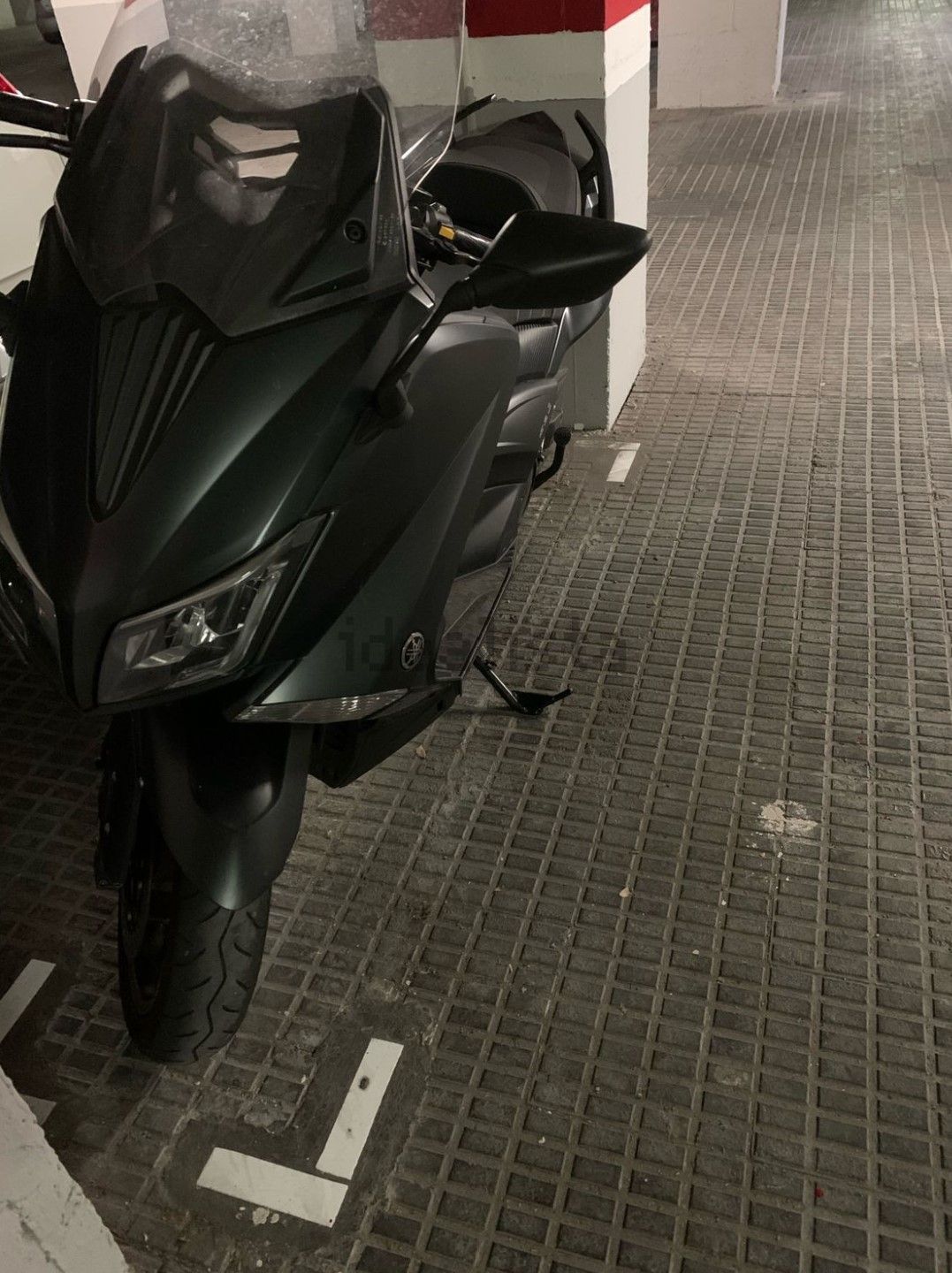 Parking space in Avinguda de Roma, 101, Eixample, Barcelona — photo 1