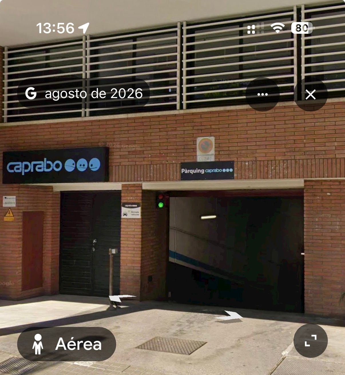 Parking space in Plaça d'Artós, 9999, Sarrià-Sant Gervasi, Barcelona — photo 1