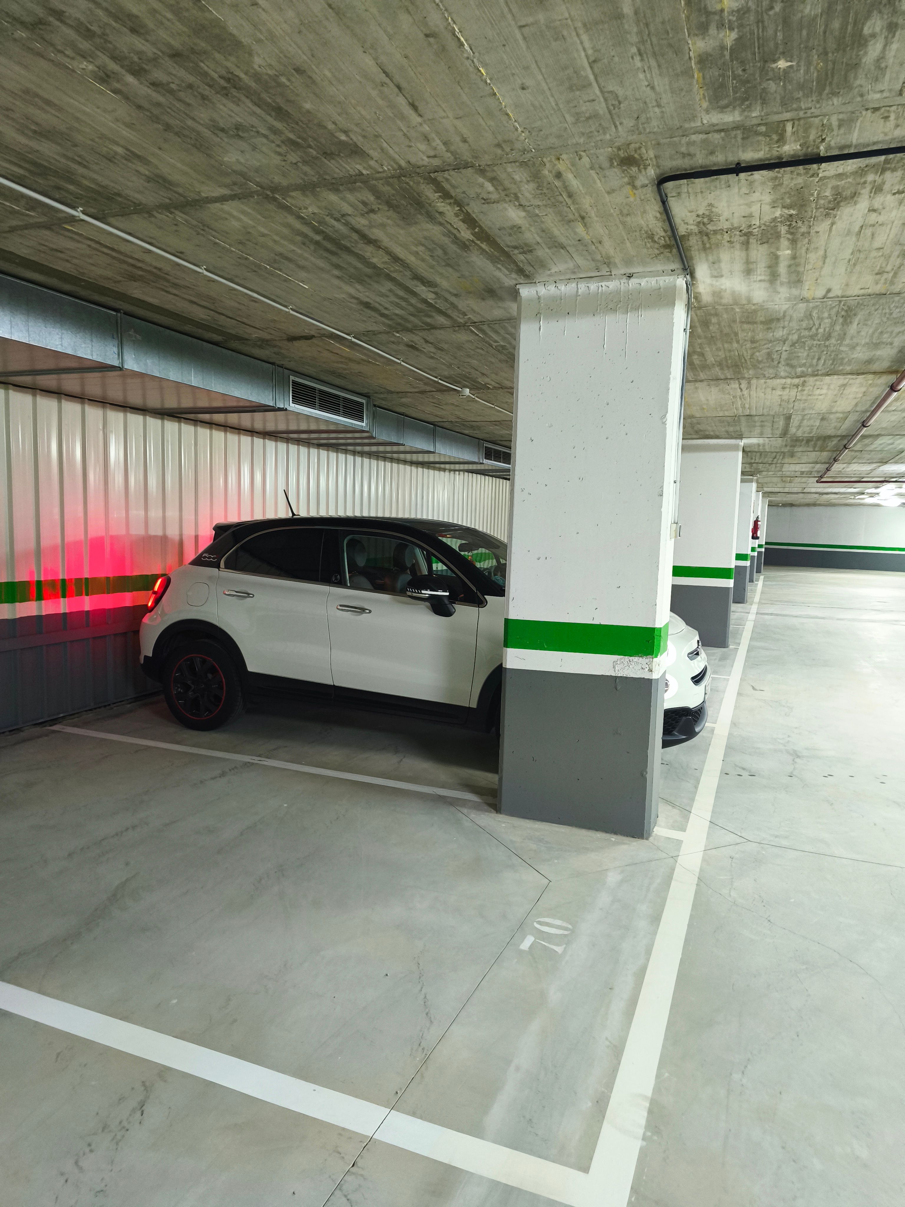 Parking space in Carrer de Ciudad Real, 15, Terrassa — photo 2